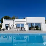 Tipuana 7 Villa