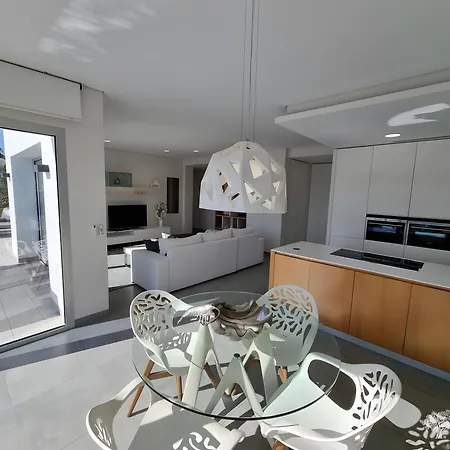 Tipuana 7 * Orihuela