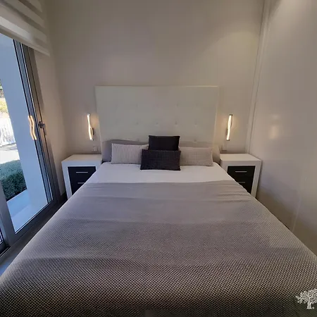 Tipuana 7 ヴィラ オリウエラ